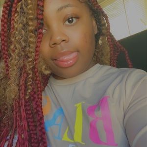 Meet your Posher, Ashley